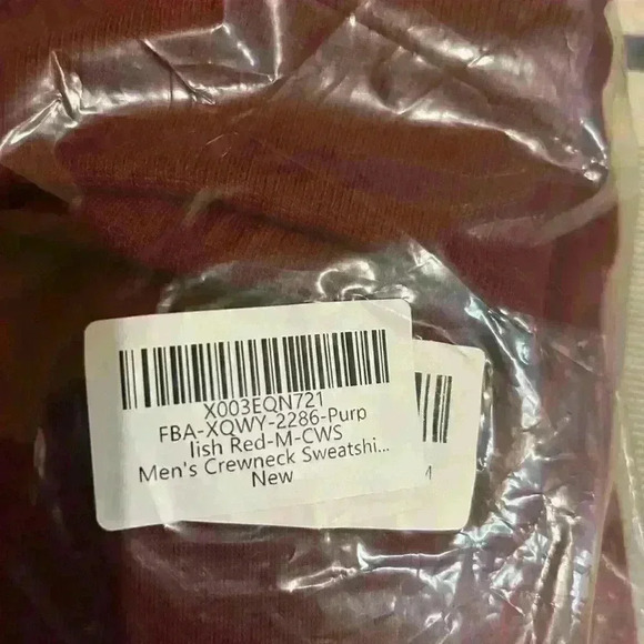 Men’s red crew neck sweater, medium - Picture 4 of 4